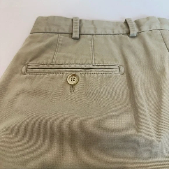 Peter Millar 8” Golf Shorts Chino Brown Preppy Mens Nice Khaki Pants Size 32 - Picture 2 of 8